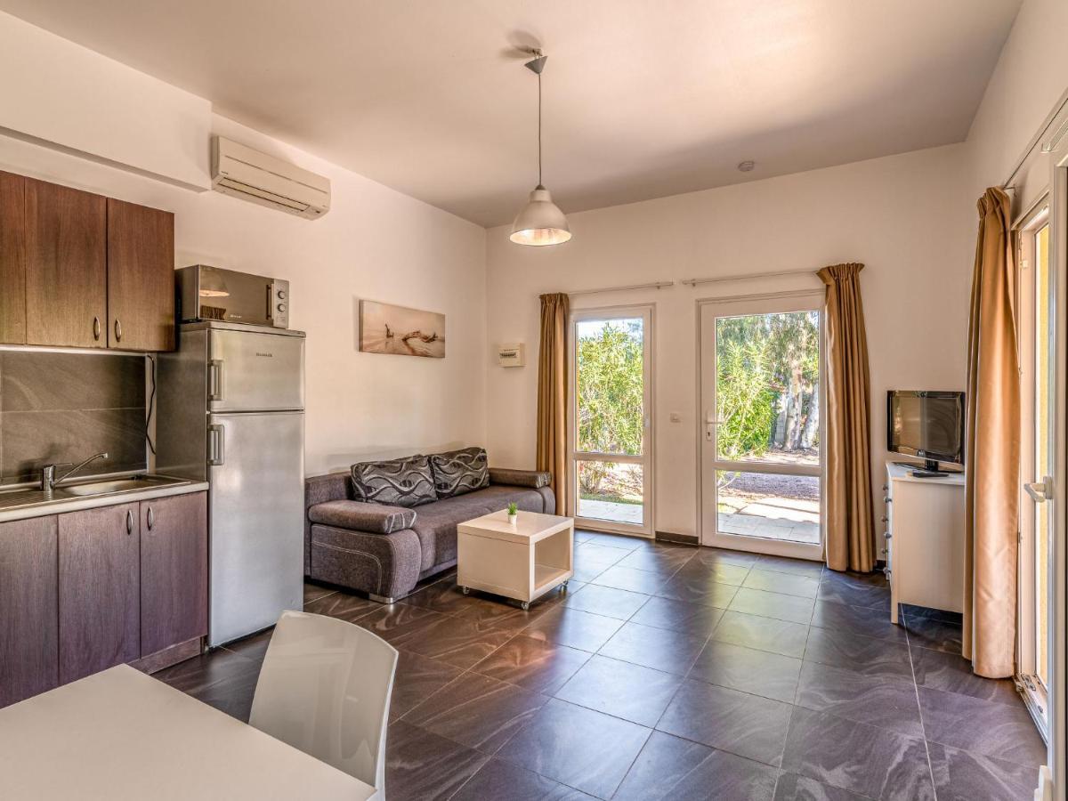 Apartment Marina Di Favone-3 By Interhome Конка Екстериор снимка
