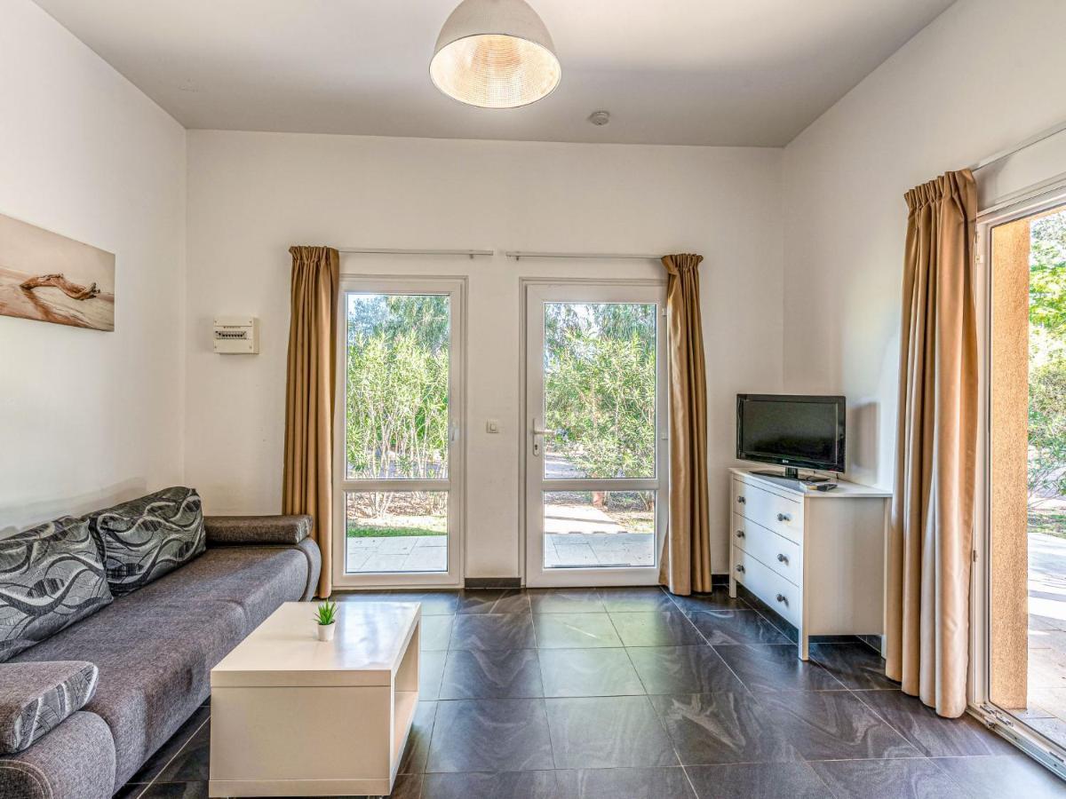 Apartment Marina Di Favone-3 By Interhome Конка Екстериор снимка